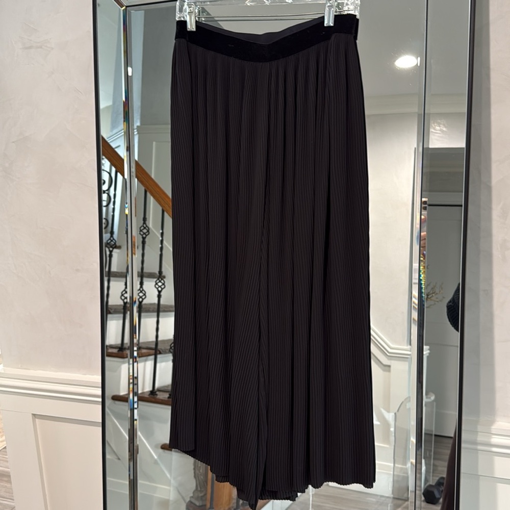 Zara Pleated Wide Leg Cropped Pants